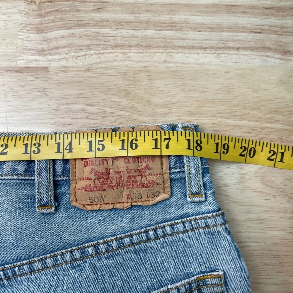 Levis 505 Regular Fit Light‎ Wash Straight Leg Denim Jeans Mens 38x32 Blue